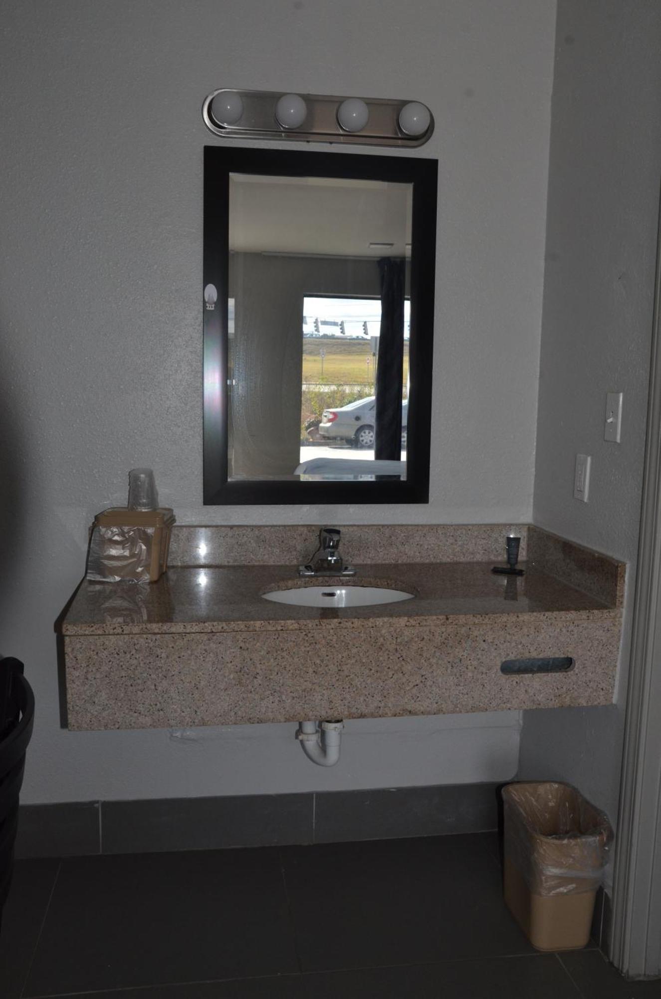 My Home & Suites Covington Eksteriør billede
