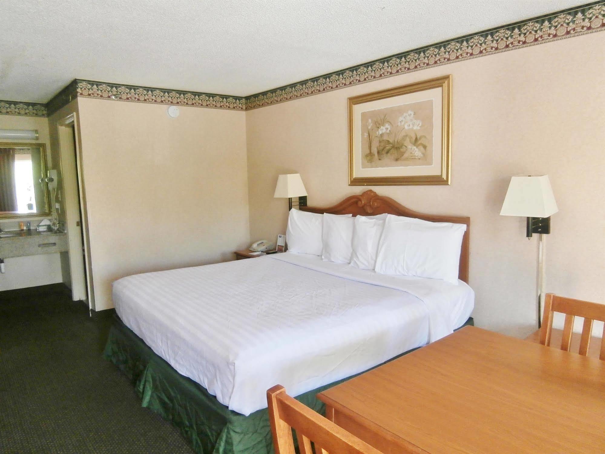 My Home & Suites Covington Eksteriør billede