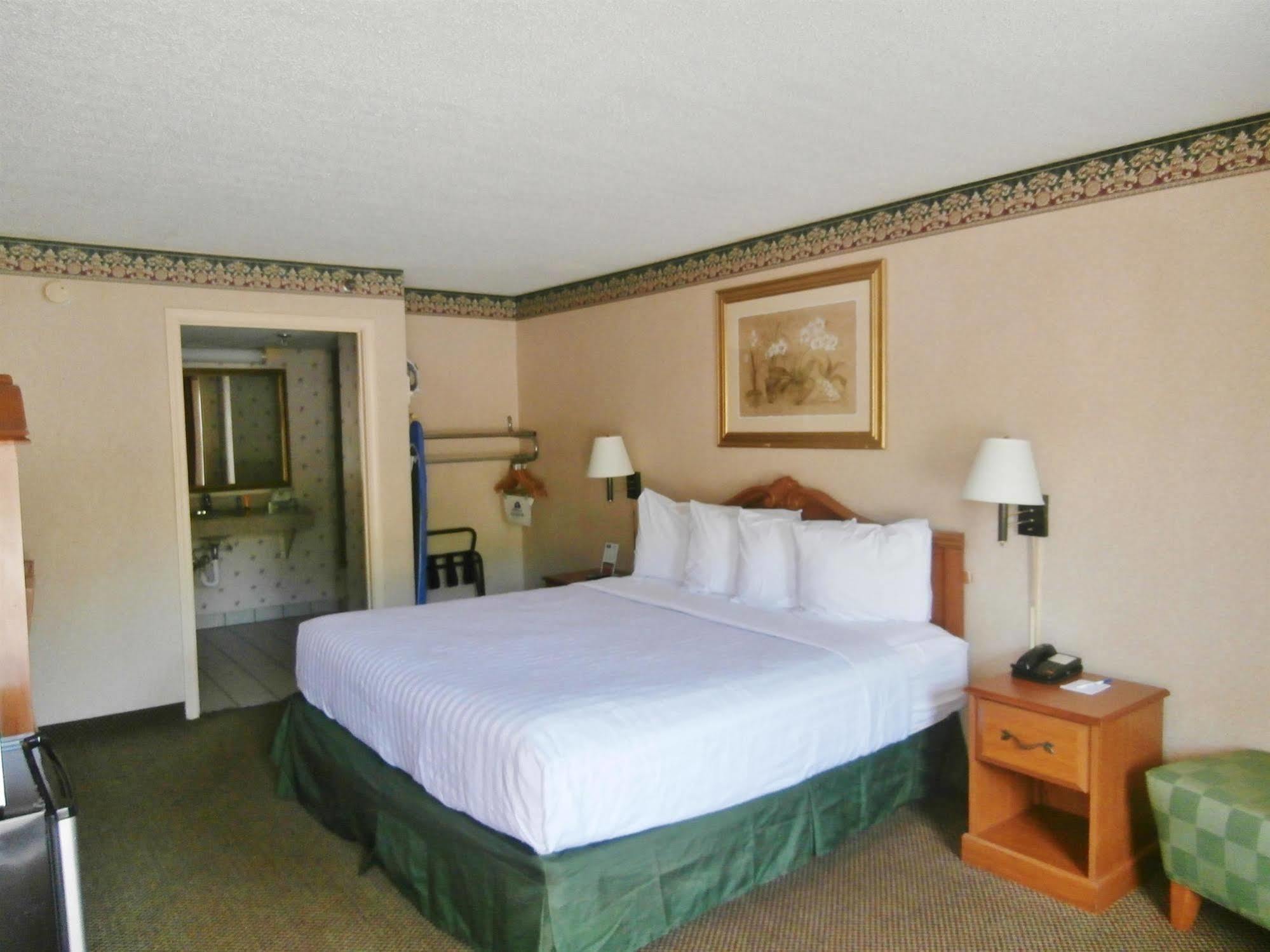 My Home & Suites Covington Eksteriør billede